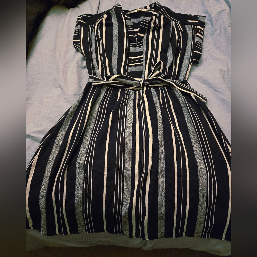 Monteau Black and White Striped Midi Dress
